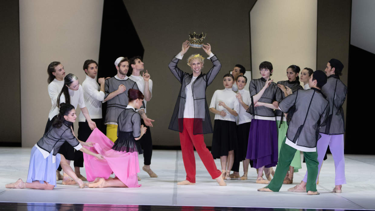 10 facts NewBalletsRusses